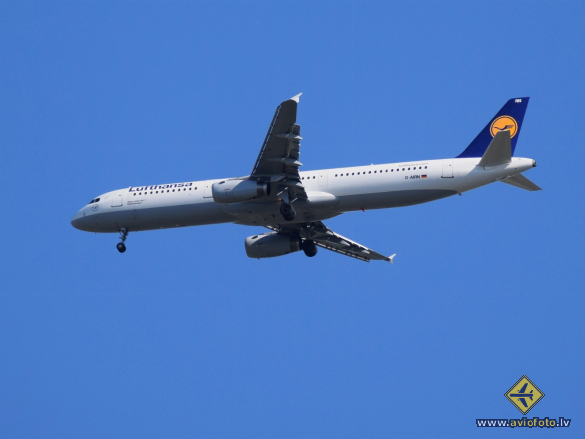 Airbus A321-131